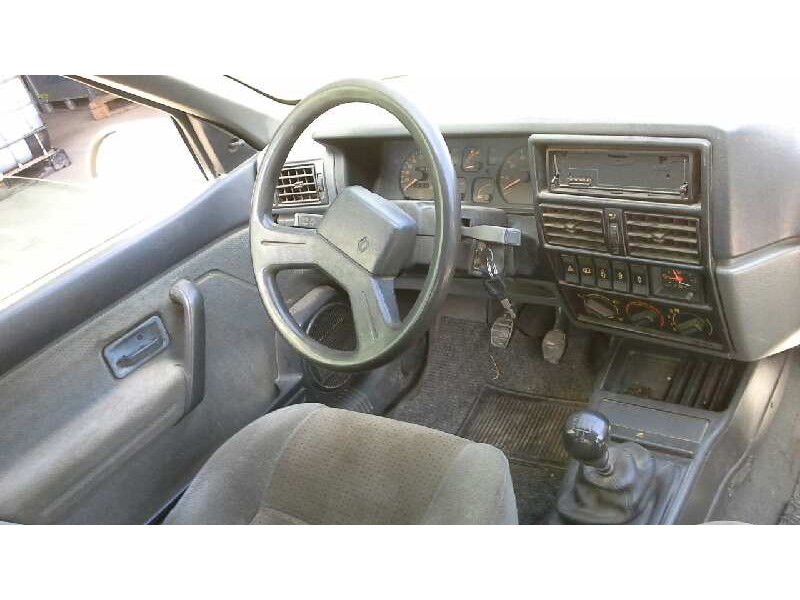 renault 19 hatchback (b/c53) del año 1989