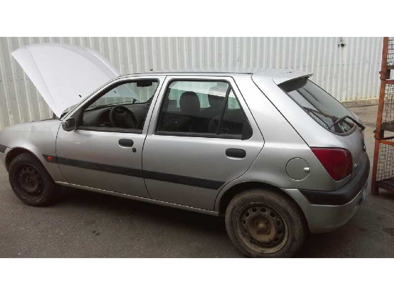 ford fiesta (cbk) del año 2002