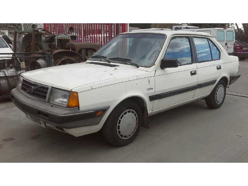 volvo serie 340 del año 1988