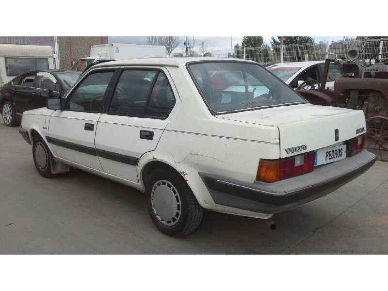 volvo serie 340 del año 1988