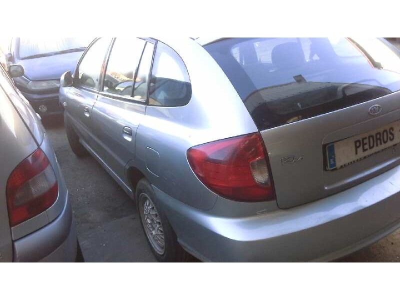 kia rio del año 2005