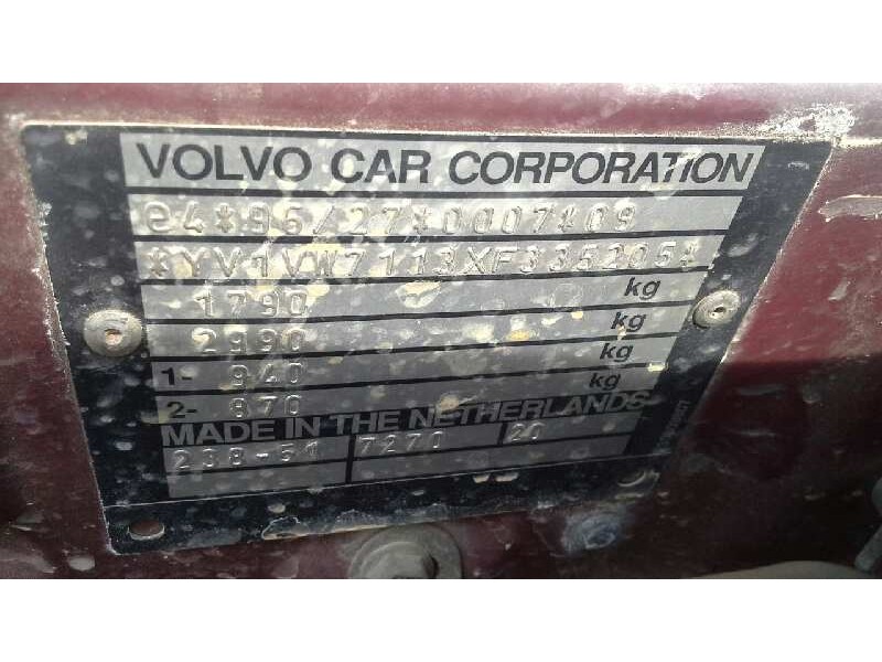 volvo v40 familiar del año 1998