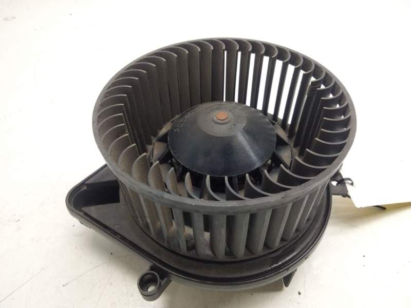 Recambio de motor calefaccion para audi a4 b7 (8ec) 2.0 referencia OEM IAM 983692C  