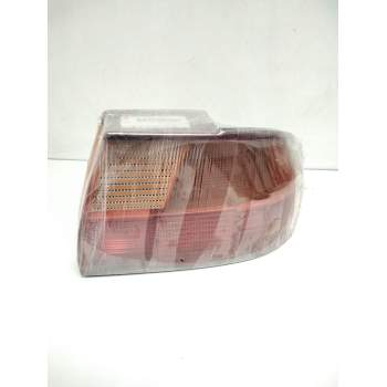 PILOTO TRASERO DERECHO 93BG13A602AC 7654