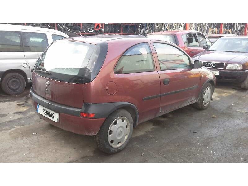 opel corsa c del año 2001