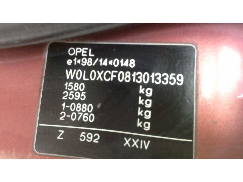 opel corsa c del año 2001