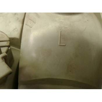 Recambio de piloto trasero izquierdo para audi 80/90 (893) referencia OEM IAM 893945093  785