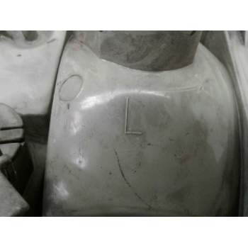 Recambio de piloto trasero izquierdo para audi 80/90 (893) referencia OEM IAM 893945093  785