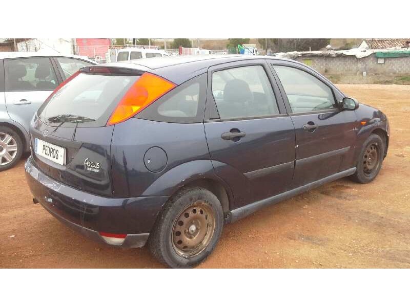 ford focus berlina (cak) del año 1998