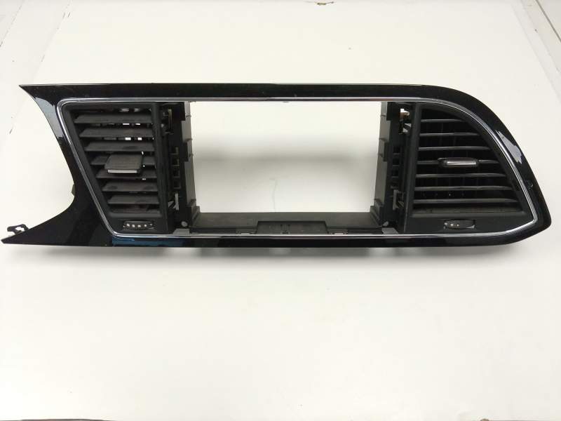 Recambio de aireador central para seat leon (5f1) 1.5 tsi referencia OEM IAM   