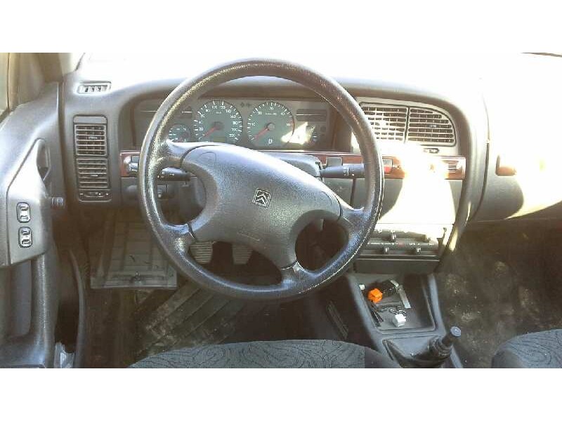 citroen xantia berlina del año 1999