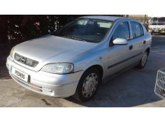 opel astra g berlina del año 2002