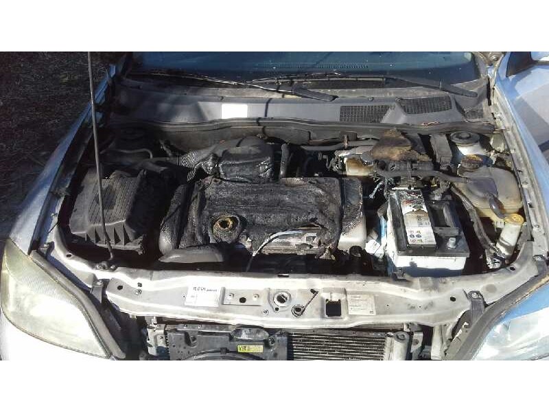 opel astra g berlina del año 2002