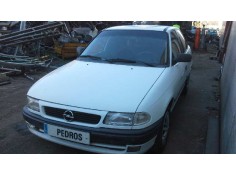 opel astra f berlina del año 1995