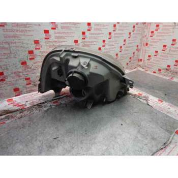Recambio de faro izquierdo para nissan interstar (x70) combi - 9, l2h2, batalla media referencia OEM IAM 2606000QAC  
