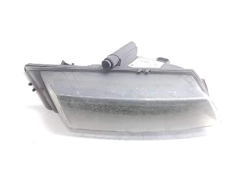 Recambio de faro antiniebla derecho para bmw serie 1 berlina (e81/e87) 118d referencia OEM IAM 7181288  