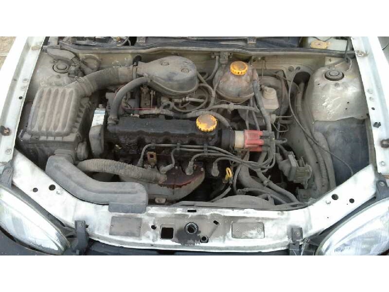 opel corsa b del año 1996