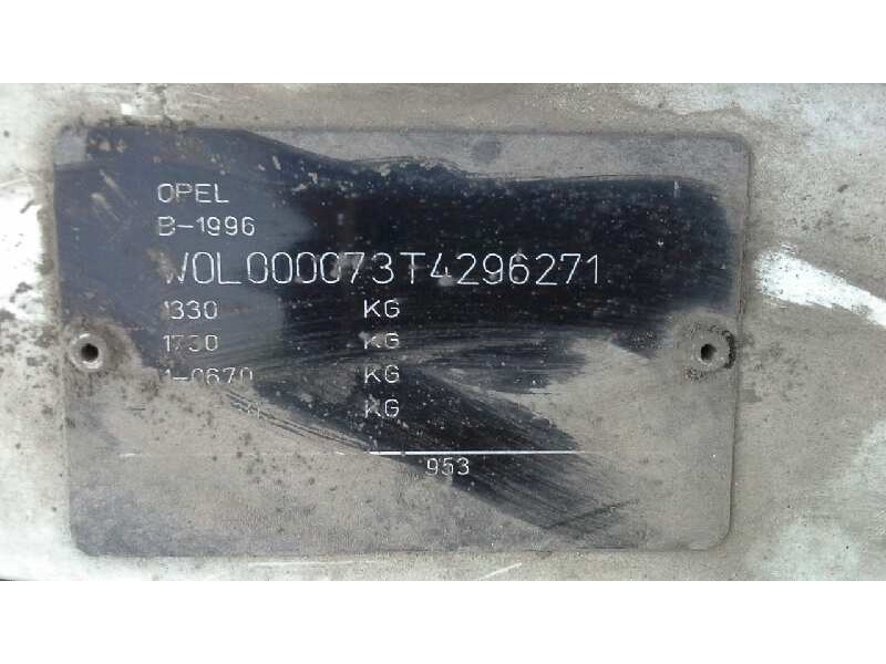 opel corsa b del año 1996