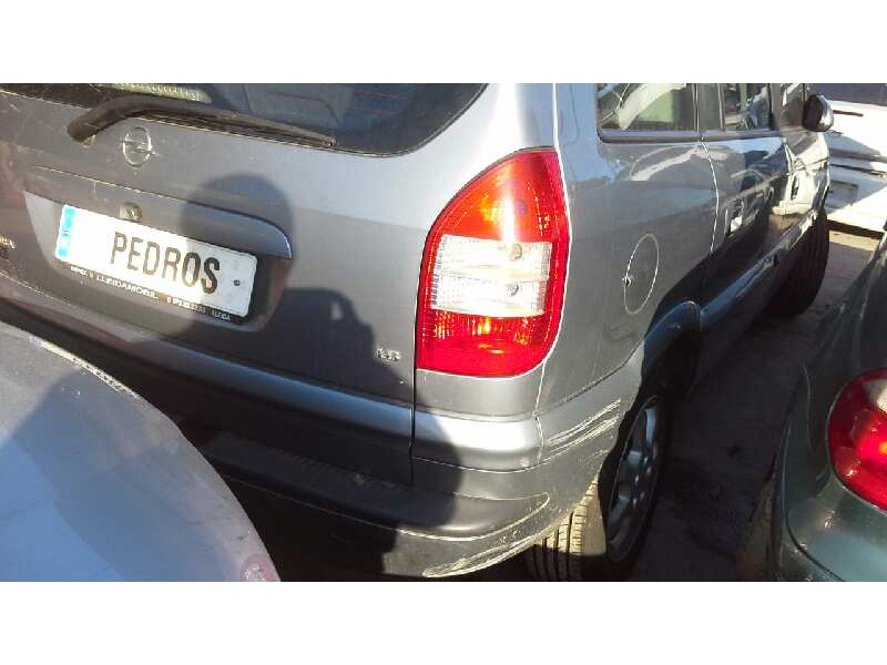 opel zafira a del año 2004