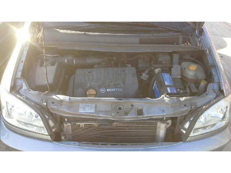 opel zafira a del año 2004