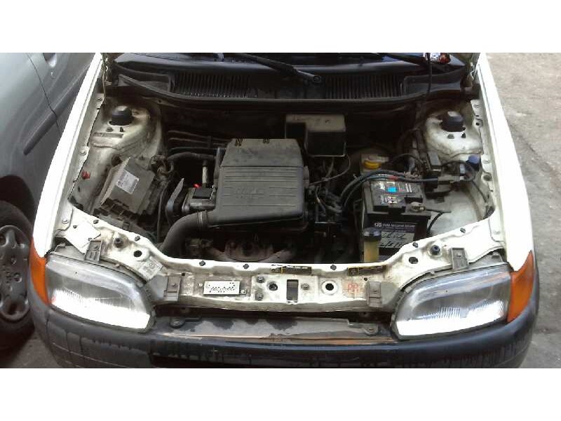 fiat punto berlina (176) del año 1998