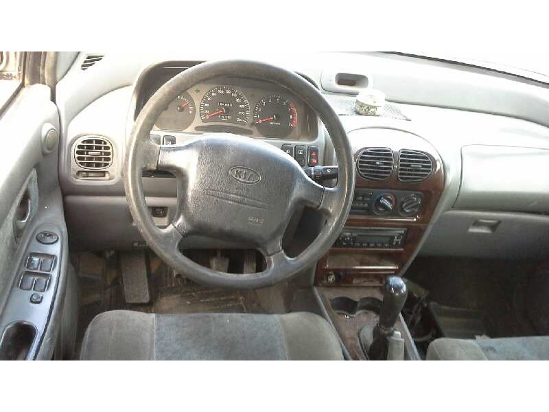 kia joice del año 2000