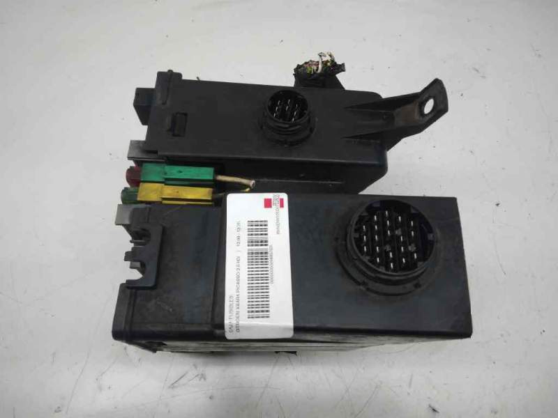 Recambio de caja fusibles para citroën xsara picasso 2.0 hdi referencia OEM IAM 96280244  