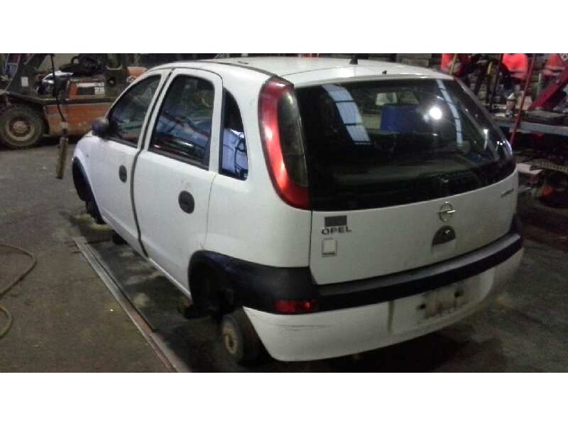 opel corsa c del año 2002