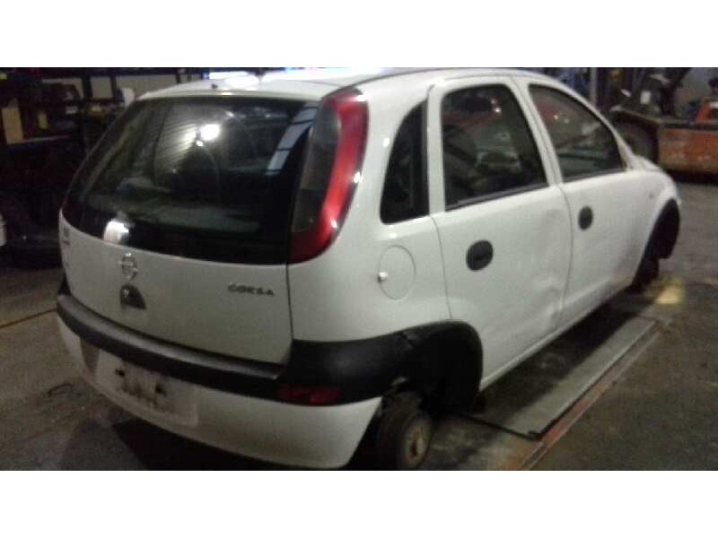 opel corsa c del año 2002