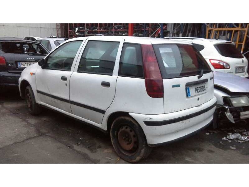 fiat punto berlina (176) del año 1997