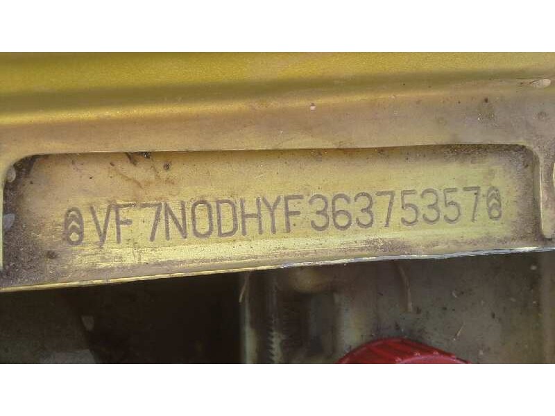 citroen xsara berlina del año 1998