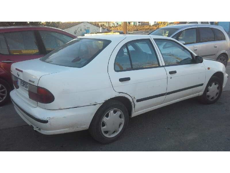 nissan almera (n15) del año 1997