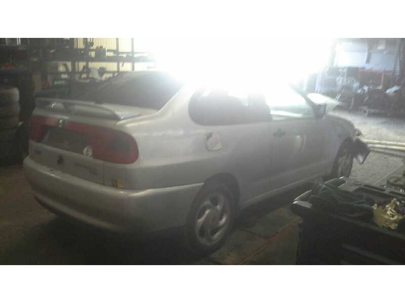 seat cordoba berlina (6k2) del año 1999