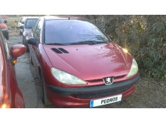 peugeot 206 berlina del año 2002 2