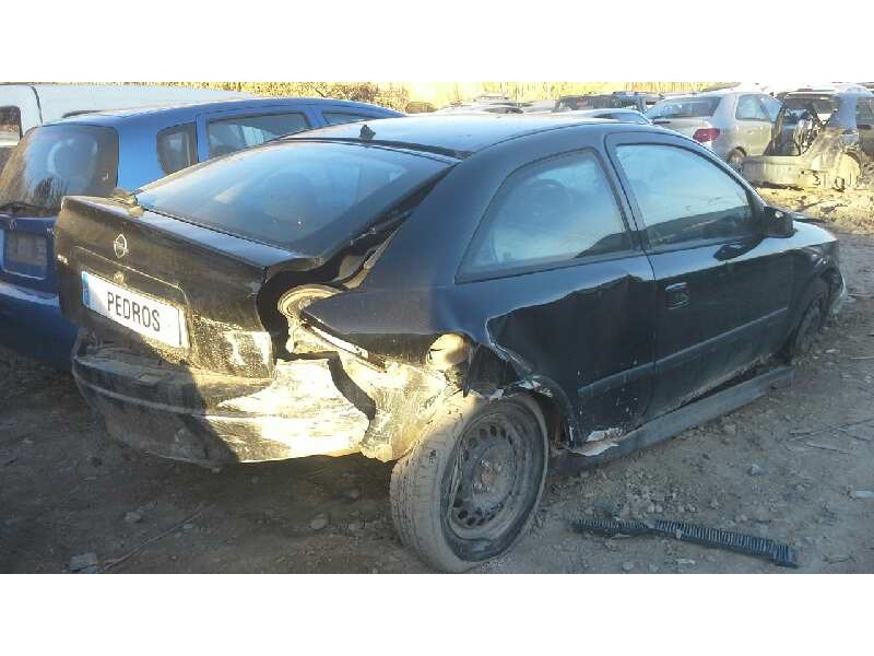 opel astra g berlina del año 2003