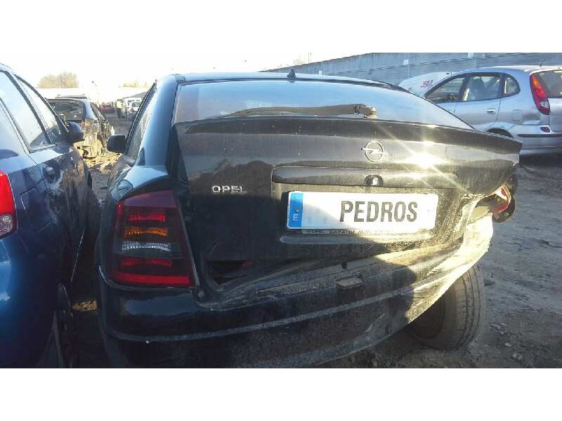 opel astra g berlina del año 2003