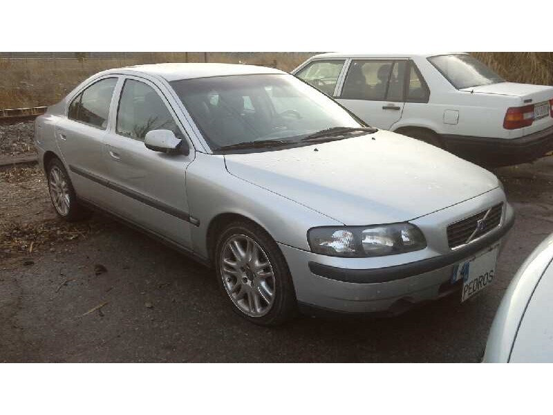 volvo s60 berlina del año 2003