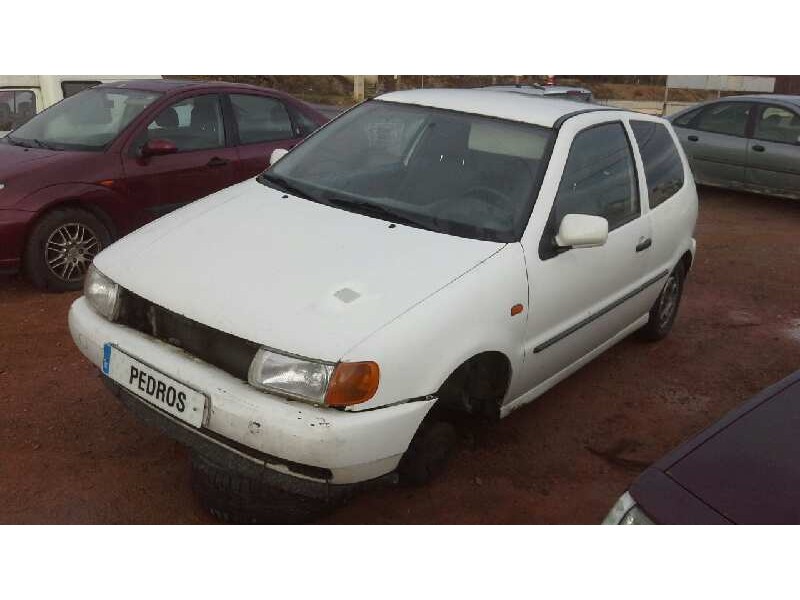volkswagen polo berlina (6n1) del año 1998