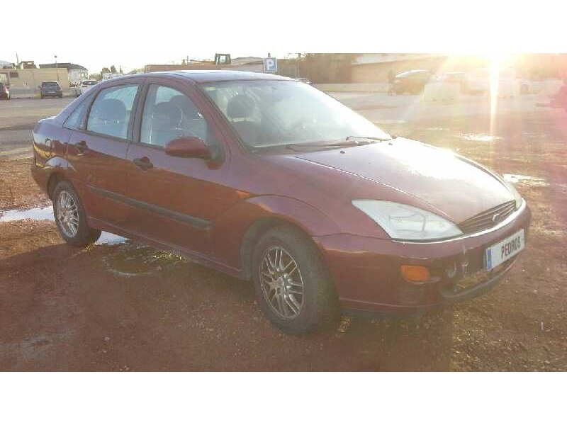 ford focus berlina (cak) del año 2001