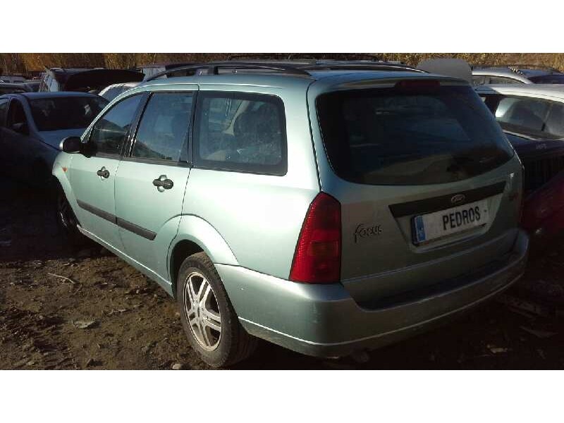 ford focus turnier (cak) del año 2001