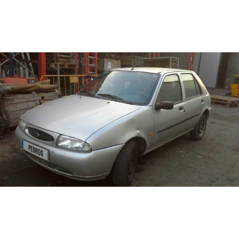 ford fiesta berlina (dx) del año 1998