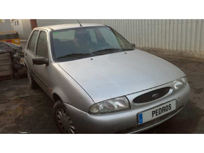 ford fiesta berlina (dx) del año 1998