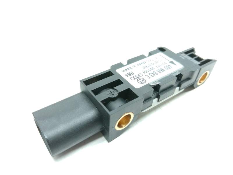 Recambio de sensor impacto airbag para audi a3 (8p1) 2.0 tdi referencia OEM IAM 4B0959643E  