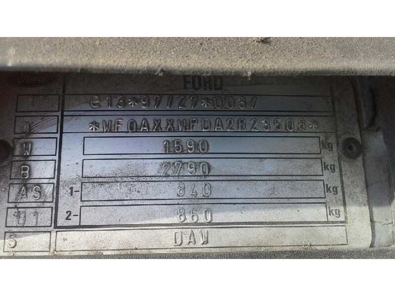 ford focus berlina (cak) del año 2002