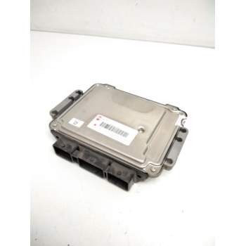 Recambio de centralita motor uce para peugeot 307 berlina (s2) xs referencia OEM IAM 9661773380 35877C41003 311500223