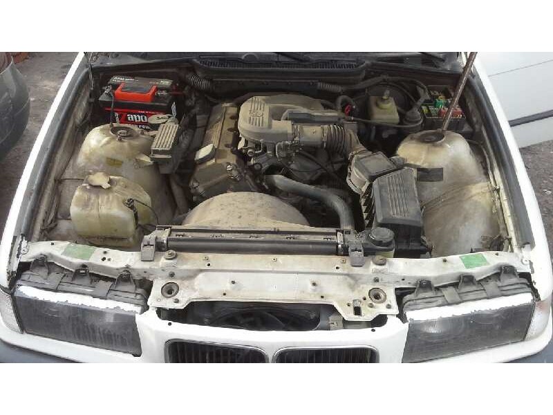 bmw serie 3 berlina (e36) del año 1993