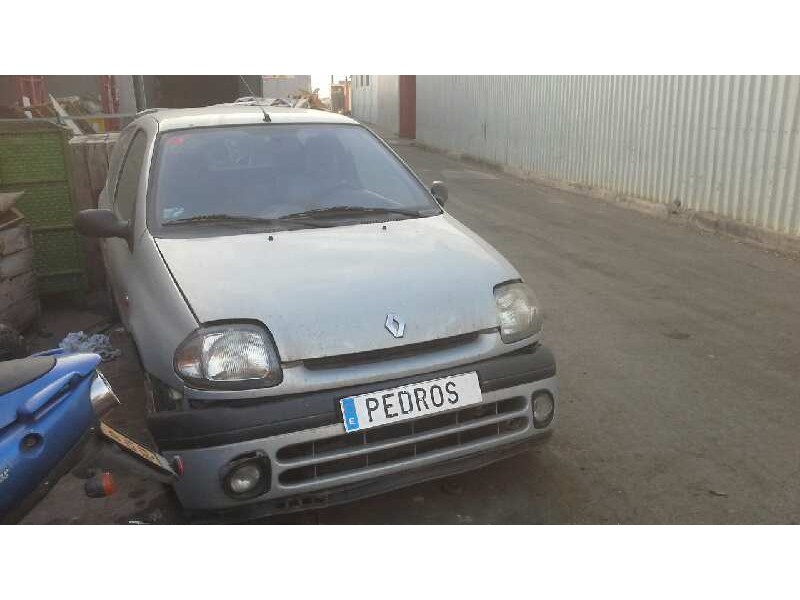renault clio ii fase i (b/cbo) del año 2000