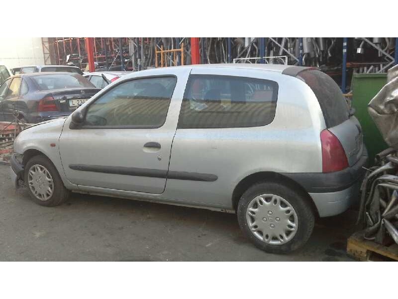 renault clio ii fase i (b/cbo) del año 2000