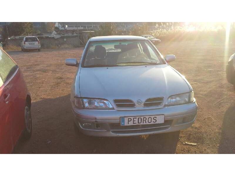 nissan primera berlina (p11) del año 1999