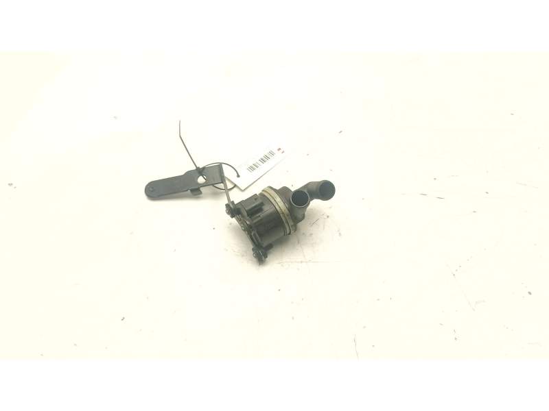 Recambio de bomba agua electrica para volkswagen tiguan (5n_) 2.0 tdi 4motion referencia OEM IAM 5N0965561A  